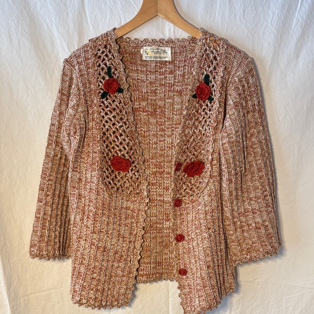 1970s vintage knit and crochet cardigan sweater - roses